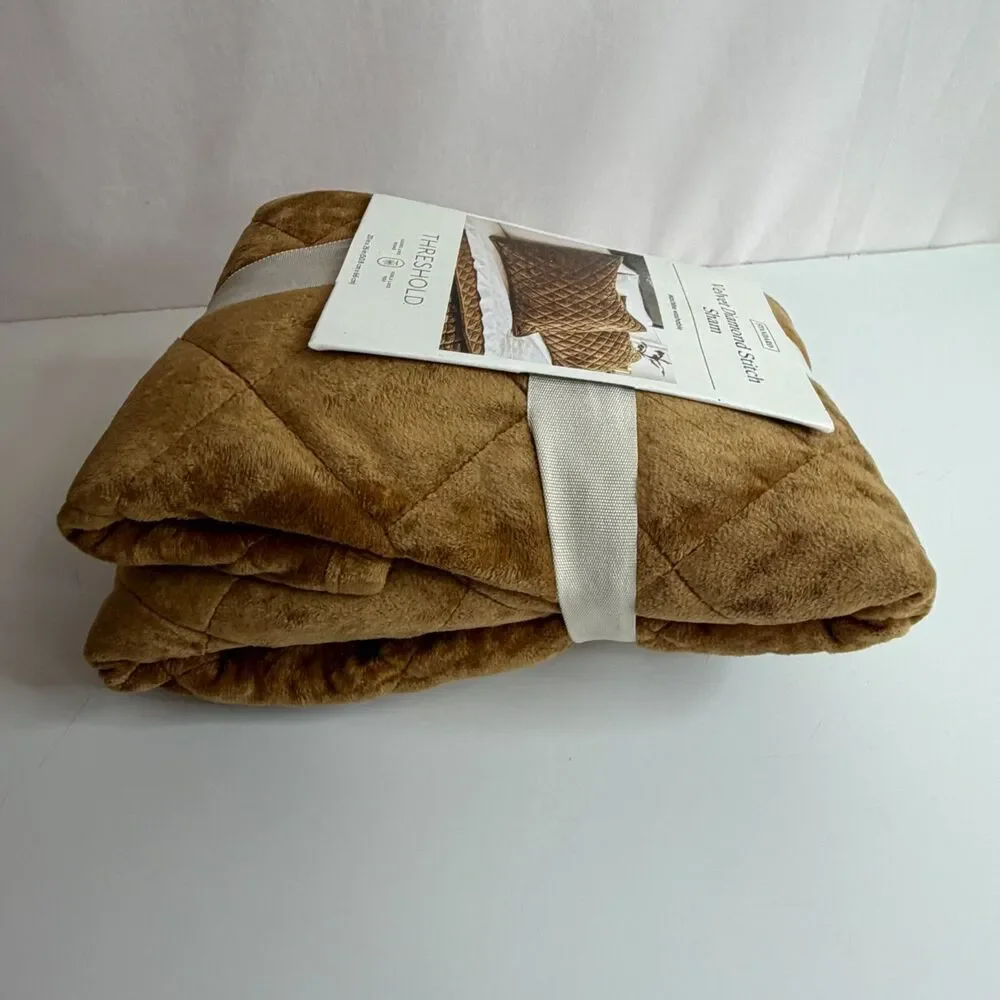 Threshold Velvet Diamond Stitch Standard Pillow Sham 20x26 NWT Brown